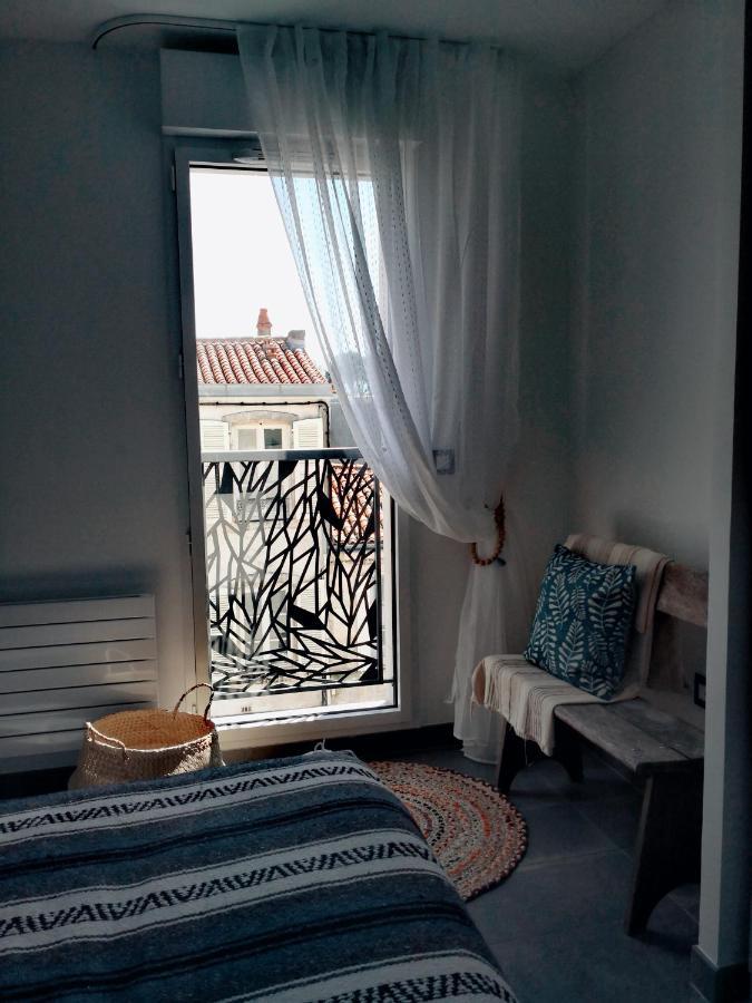 Appartement Appart standing cœur de ville à La Rochelle  Extérieur photo
